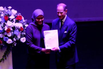 Pangeran Edward beri penghargaan untuk 23 anak muda Indonesia