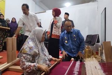 Pemerintah dukung pelatihan tenun songket Lhokseumawe