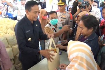 Pemkot Malang jual 10 ribu lebih paket murah untuk warga miskin