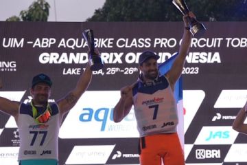 Dua bersaudara asal Prancis raih juara dunia Ski division GP1