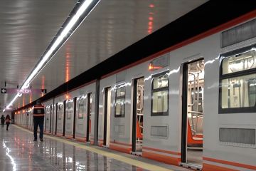 Telah dimodernisasi, jalur metro di Mexico City dibuka kembali