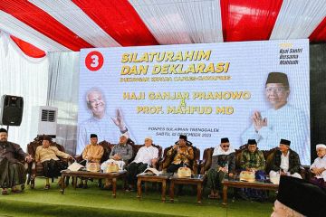 Ganjar-Mahfud terima dukungan dari kiai dan santri Mataraman