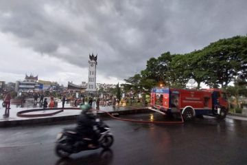 Pemko Bukittinggi minta warga tak ke luar rumah setelah erupsi Marapi