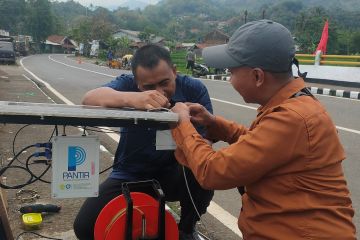 UI pasang alat pantau banjir di tujuh sungai di Sumedang