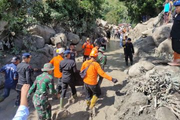 BPBD: 200 warga mengungsi akibat banjir bandang di Humbang Hasundutan