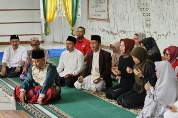 Istri Capres Ganjar awali sowan politik ke Ponpes Gelar Cianjur