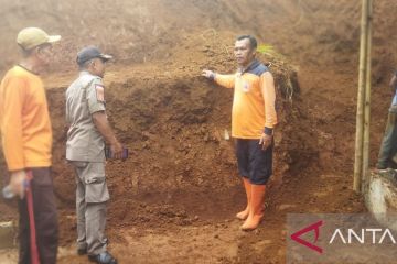 Longsor terjadi pada sejumlah lokasi di Kabupaten Sukabumi