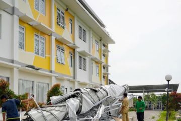 Disperkim Kota Madiun evakuasi penghuni dua rusunawa lantai 3