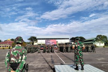 100 personel TNI siaga bantu warga terdampak banjir di Kapuas Hulu