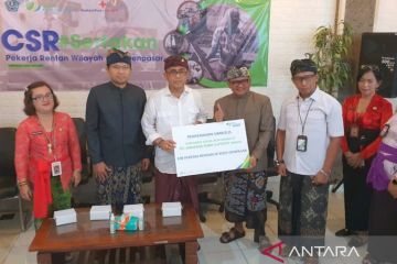 PT Angkasa Pura Supports beri jaminan sosial buat 100 pekerja rentan