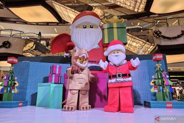 LEGO bawa keceriaan akhir tahun lewat Santa Superpower Christmas Cove
