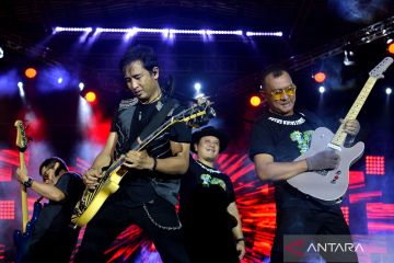 Konser Padi Reborn di Bali