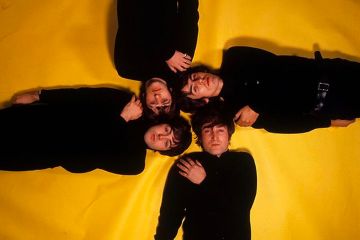 Lirik lagu "Yellow Submarine" oleh The Beatles