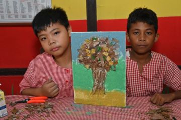 Komunitas MCC gelar kelas seni rupa berbasis lingkungan di Maluku