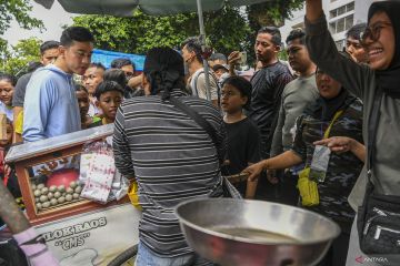 Gibran tanggapi swing voter tinggi: Kemungkinan mereka tunggu debat