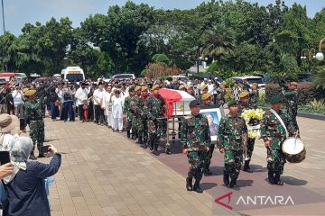 Mensesneg: Kuntoro Mangkusubroto akademisi dan praktisi luar biasa