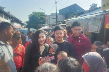 Kaesang blusukan ke Pasar Peterongan Semarang