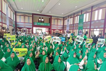 Ratusan "emak-emak" majelis taklim se-Kabupaten Bekasi sambut Muhaimin