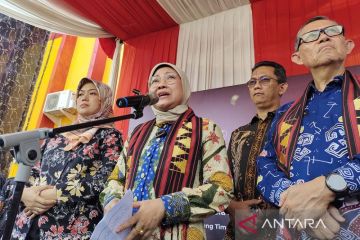 Menaker minta Lampung tingkatkan pelayanan kepada PMI