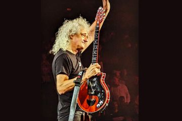 Brian May prihatin label rekaman hapus video konser penggemar Queen