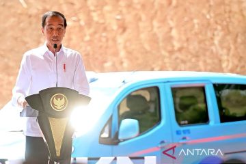 Presiden Jokowi luncurkan transportasi publik ramah lingkungan di IKN