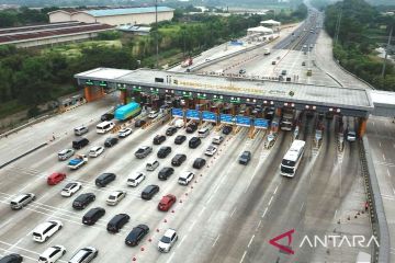 Ratusan ribu kendaraan melintas di Gerbang Tol Cikarang Utama hingga H-4 Natal