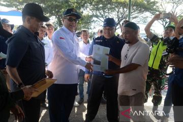 FOTO - Wamentan RI tanam padi di Aceh Besar