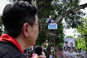 Ketua TPN sosialisasikan program KTP Sakti Ganjar-Mahfud MD di Karawang