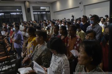 Ibadah Misa malam Natal di Bandar Lampung
