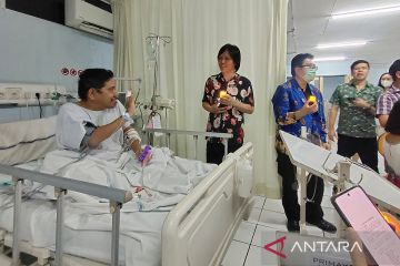 Once Mekel rayakan Natal bersama pasien di RS PGI Cikini