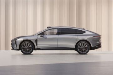 Nio luncurkan model flagship bersaing dengan Maybach dan Panamera