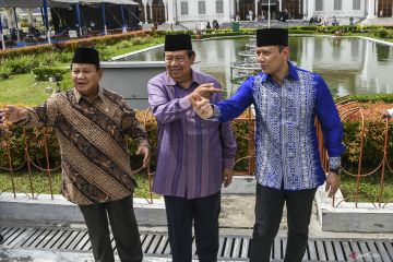 Soal "Solo Bukan Gibran", Prabowo: Mari jalankan demokrasi dengan baik
