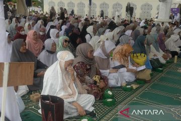 FOTO - Zikir 19 tahun tsunami Aceh