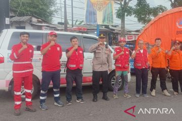 PMI buka posko di Jalan Raya Bandung-Cianjur selama libur akhir tahun