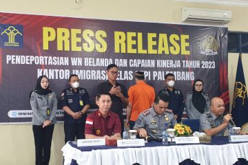 Imigrasi Palembang deportasi empat WNA