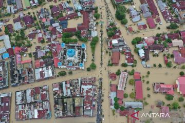 Foto udara banjir merendam wilayah Lhoksukon Aceh Utara