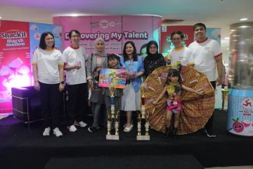 Snackit Marshmallow & Cap Kaki Tiga gelar The Rising Kids 2023