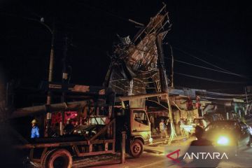 Dampak angin puting beliung di Pandeglang