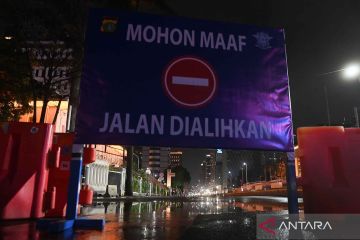 Penutupan jalan jelang pergantian tahun di Jakarta