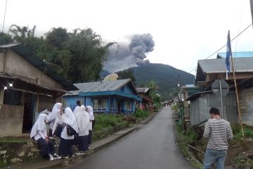 Akses pendakian empat gunung di Sumatera Barat sementara ditutup BKSDA