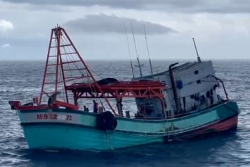 Baharkam Polri tangkap kapal ikan Vietnam berisi satu ton ikan