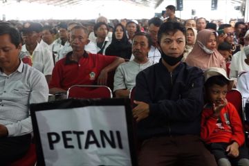 Dorong petani tingkatkan produksi, Jokowi janji tambah subsidi pupuk
