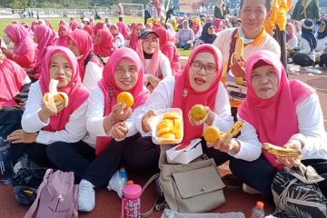 Gencarkan pola hidup sehat, Pemkot Tangerang ajak makan buah