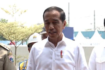 Jokowi ingatkan etika sopan santun ketimuran soal kritik BEM UGM