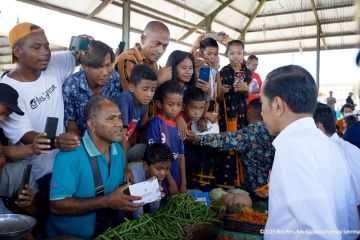 Presiden Jokowi senang sejumlah kebutuhan di NTT lebih murah dari Jawa