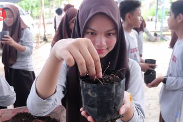 LKBN ANTARA Aceh didik pelajar tentang jaga lingkungan