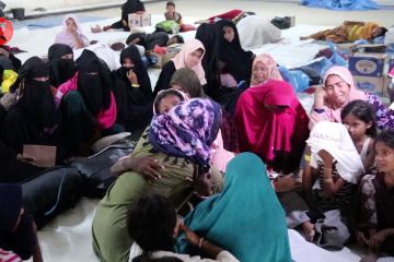 Pengungsi Rohingya direlokasi kembali ke Gedung BMA