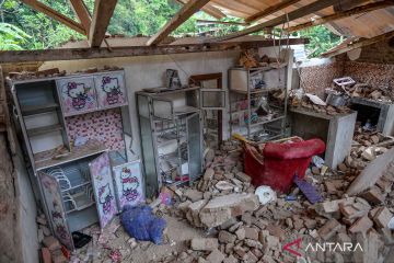 Sebanyak 1.004 unit rumah rusak akibat gempa di Sumedang