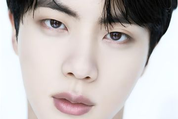 Jin BTS bagikan pesan video tahun baru untuk penggemar