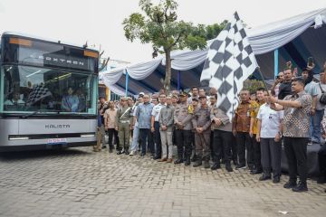Wali Kota Medan luncurkan bus listrik BRT Mebidang koridor 1